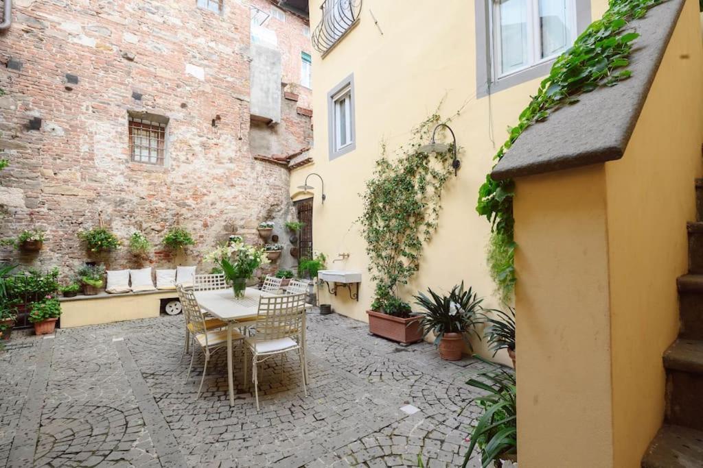 Corte Paolina - Charming Courtyard Inside 卢卡 外观 照片