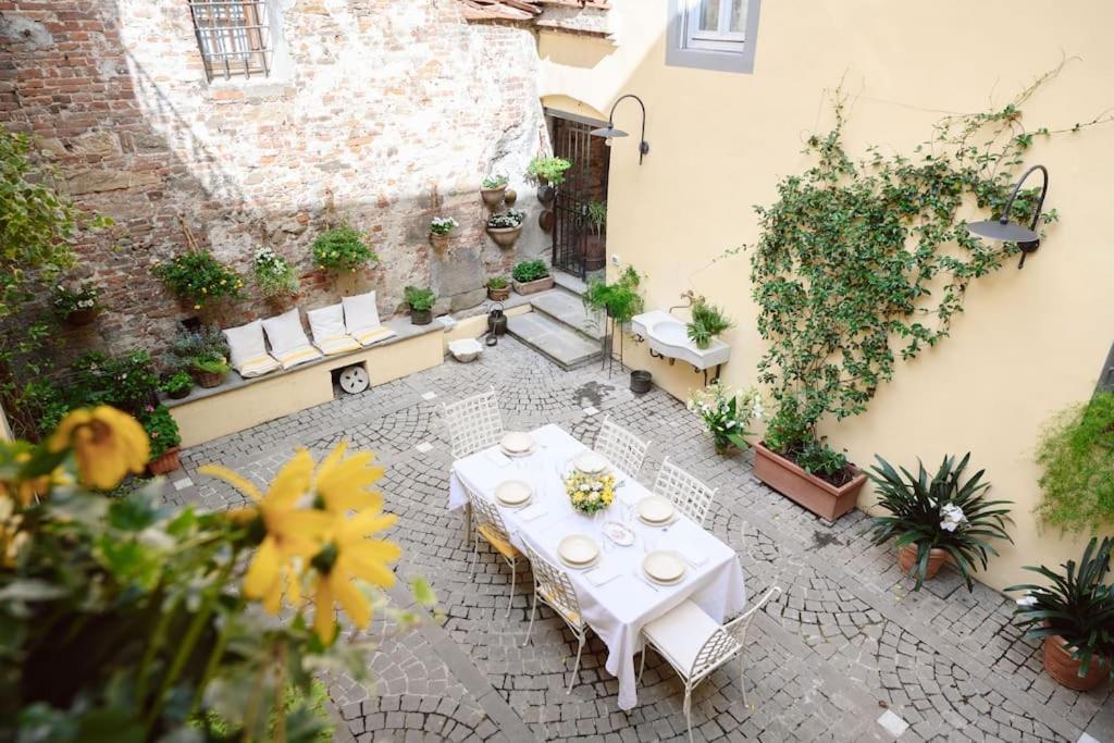 Corte Paolina - Charming Courtyard Inside 卢卡 外观 照片